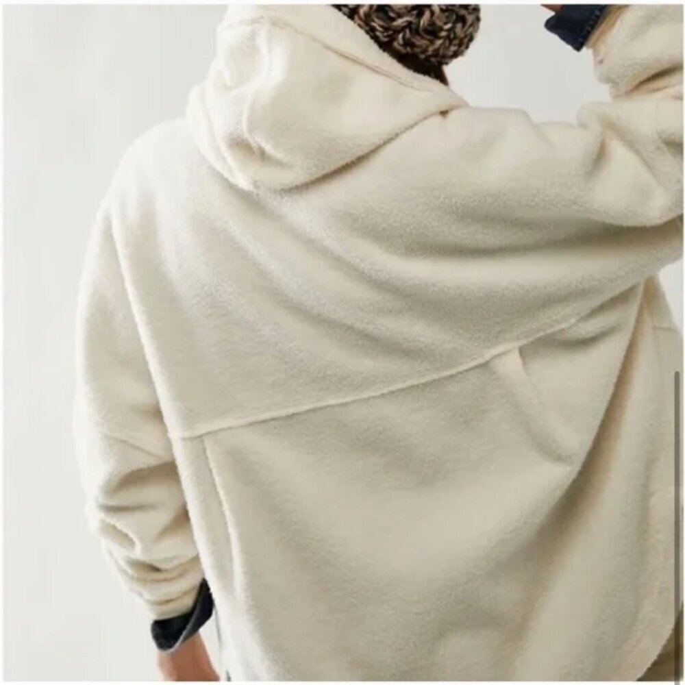 Free People Solid Ivory Nomad Hooded Relaxed Shacket Size Medium - Picture 3 of 7